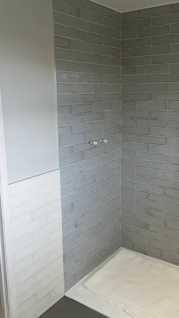 Falcon Tiling/Tiler — Photos 5