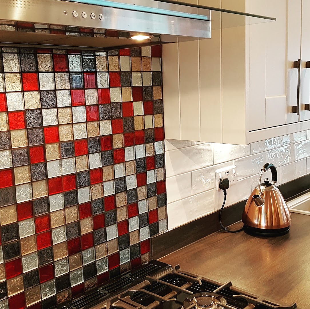Falcon Tiling/Tiler — Photos 13