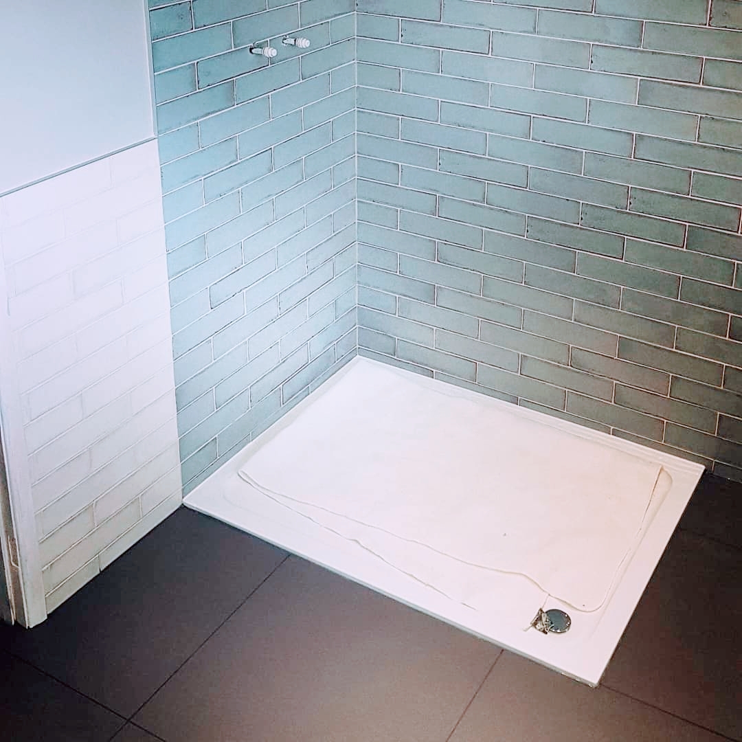 Falcon Tiling/Tiler — Photos 1